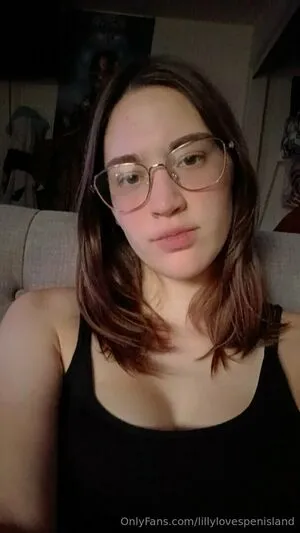 Lillylovespenisland OnlyFans Leaked Free Thumbnail Picture - #XPTBFwCksI