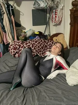Lillylovespenisland OnlyFans Leaked Free Thumbnail Picture - #djgOLs8bs7