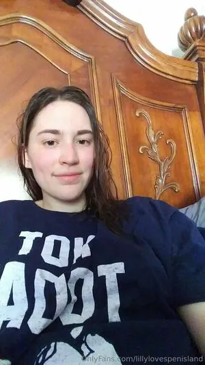 Lillylovespenisland OnlyFans Leaked Free Thumbnail Picture - #yKg9DrSqIM
