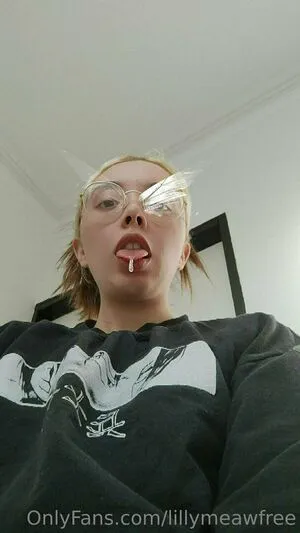 Lillymeawfree OnlyFans Leaked Free Thumbnail Picture - #V73nKV7QM1