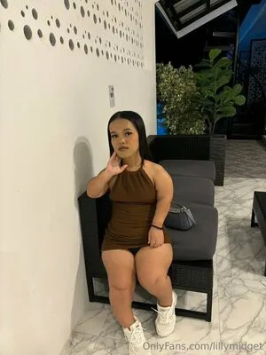 Lillymidget OnlyFans Leaked Free Thumbnail Picture - #TAfyRRT7EW