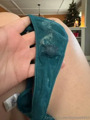Lillyrose8893 OnlyFans Leaked Free Thumbnail Picture - #tbPB2gHcgv