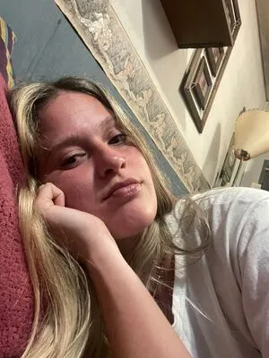 Lillyylovely OnlyFans Leaked Free Thumbnail Picture - #bUU189qvNg