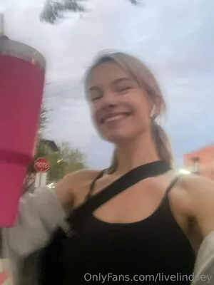 Lilmisslindsey OnlyFans Leaked Free Thumbnail Picture - #MsEqE0jXX8