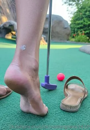 Lilmisslongtoes7410 OnlyFans Leaked Free Thumbnail Picture - #D2UszRlO0z