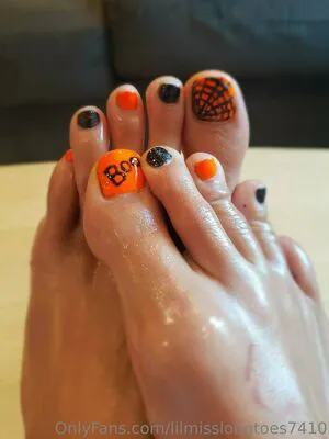 Lilmisslongtoes7410 OnlyFans Leaked Free Thumbnail Picture - #Kp918bfdzI