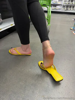 Lilmizdry OnlyFans Leaked Free Thumbnail Picture - #9yl3HHFKbl