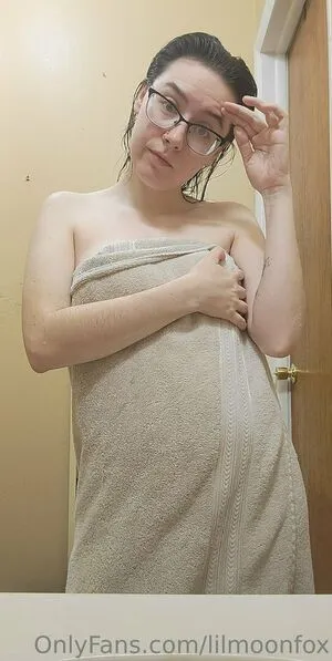 Lilmoonfox OnlyFans Leaked Free Thumbnail Picture - #faBlJjDBm0