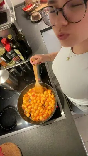 Lilousecret OnlyFans Leaked Free Thumbnail Picture - #AVMOoNitw2