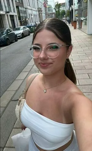 Lilousecret OnlyFans Leaked Free Thumbnail Picture - #lFKkNGiQB4