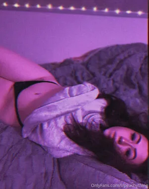 Lilpeachything OnlyFans Leaked Free Thumbnail Picture - #7AIfm4eo9y