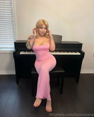 Lilporcelana OnlyFans Leaked Free Thumbnail Picture - #2Xa5AIRIK9