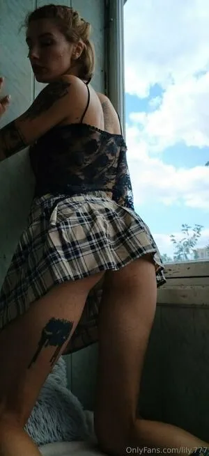 Lily OnlyFans Leaked Free Thumbnail Picture - #04WcMOsIcU