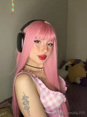Lily OnlyFans Leaked Free Thumbnail Picture - #QJjttav9Bg