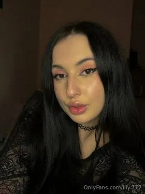Lily OnlyFans Leaked Free Thumbnail Picture - #eBxq29sfe0
