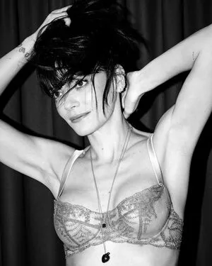 Lily Allen OnlyFans Leaked Free Thumbnail Picture - #2pu40AOe8Q