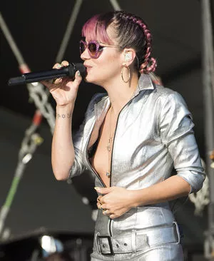 Lily Allen OnlyFans Leaked Free Thumbnail Picture - #A764SjMHOa