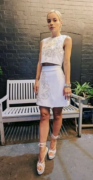 Lily Allen OnlyFans Leaked Free Thumbnail Picture - #DEel52lk2q