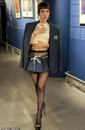 Lily Allen OnlyFans Leaked Free Thumbnail Picture - #DyYPjHzeO6
