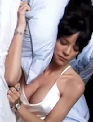 Lily Allen OnlyFans Leaked Free Thumbnail Picture - #U95DUttrj0