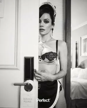 Lily Allen OnlyFans Leaked Free Thumbnail Picture - #f3PxmSLQwI