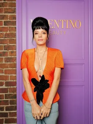 Lily Allen OnlyFans Leaked Free Thumbnail Picture - #yDA0K8Dw4Z