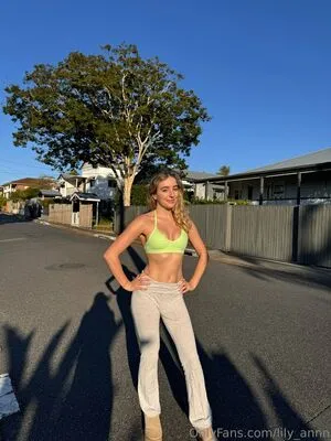 Lily Annn OnlyFans Leaked Free Thumbnail Picture - #182oOqmHed