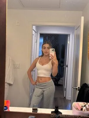 Lily Annn OnlyFans Leaked Free Thumbnail Picture - #zRtnpnTvEX