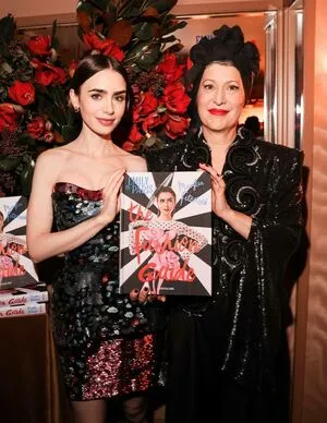 Lily Collins OnlyFans Leaked Free Thumbnail Picture - #1FynXyFiB9