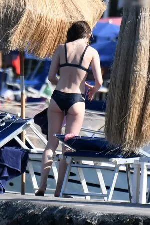 Lily Collins OnlyFans Leaked Free Thumbnail Picture - #3YBWIZHDr8