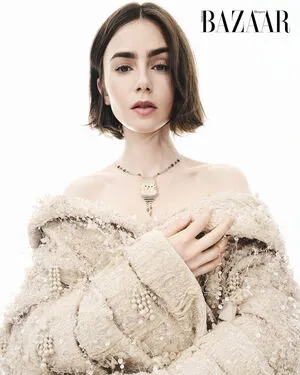 Lily Collins OnlyFans Leaked Free Thumbnail Picture - #3nWPPg2Hos