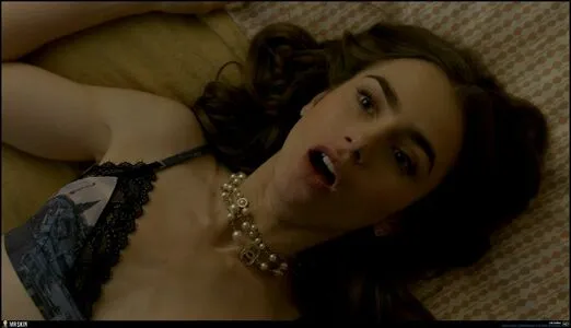 Lily Collins OnlyFans Leaked Free Thumbnail Picture - #9mlSzN0Gh0