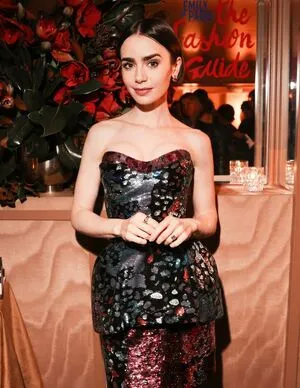 Lily Collins OnlyFans Leaked Free Thumbnail Picture - #A2p3cuyEPa