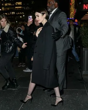 Lily Collins OnlyFans Leaked Free Thumbnail Picture - #D9q0ZN5cSH