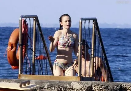 Lily Collins OnlyFans Leaked Free Thumbnail Picture - #EXN7Y9j57v