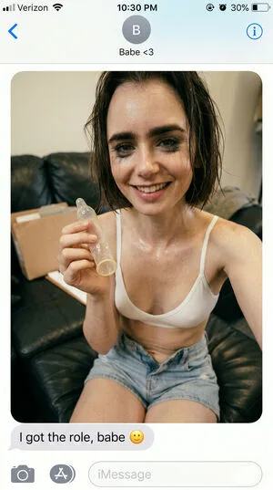 Lily Collins OnlyFans Leaked Free Thumbnail Picture - #Fnaoekb2oP