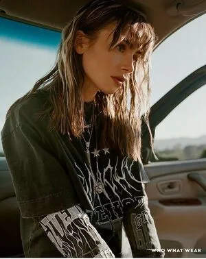 Lily Collins OnlyFans Leaked Free Thumbnail Picture - #H2KlrqF3bj