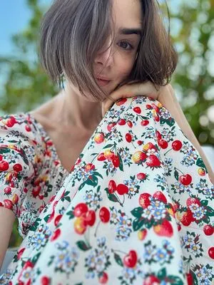 Lily Collins OnlyFans Leaked Free Thumbnail Picture - #J6xfAA4Vsj
