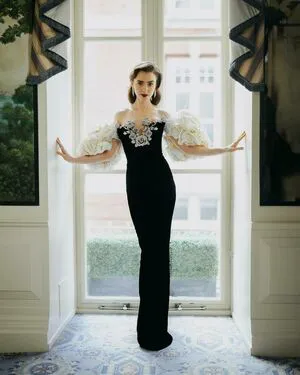 Lily Collins OnlyFans Leaked Free Thumbnail Picture - #KBZ0qvDjuX