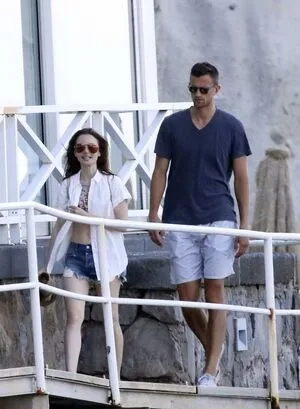 Lily Collins OnlyFans Leaked Free Thumbnail Picture - #M9o27lC9kf