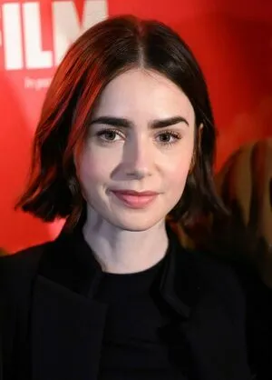 Lily Collins OnlyFans Leaked Free Thumbnail Picture - #NeX0NZcxqM