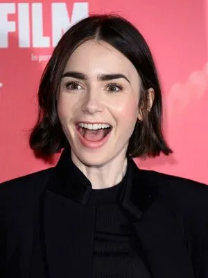 Lily Collins OnlyFans Leaked Free Thumbnail Picture - #OFs9HdMYEG