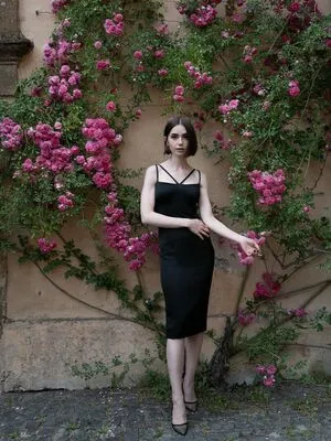 Lily Collins OnlyFans Leaked Free Thumbnail Picture - #Rwk0OgWh0A