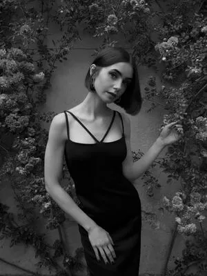 Lily Collins OnlyFans Leaked Free Thumbnail Picture - #UfQk0FD3Bh