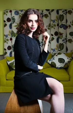 Lily Collins OnlyFans Leaked Free Thumbnail Picture - #UvNUhXXkZX