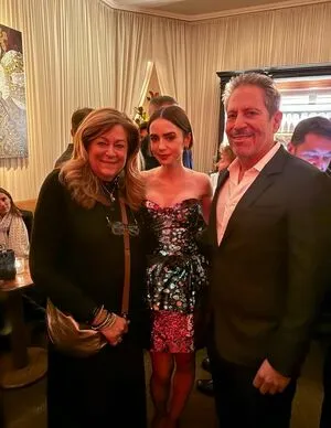 Lily Collins OnlyFans Leaked Free Thumbnail Picture - #X4R7pRRywf