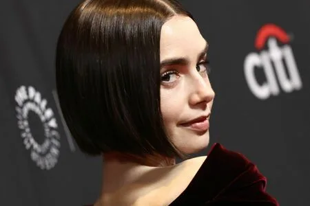 Lily Collins OnlyFans Leaked Free Thumbnail Picture - #X7QjgdCGbW