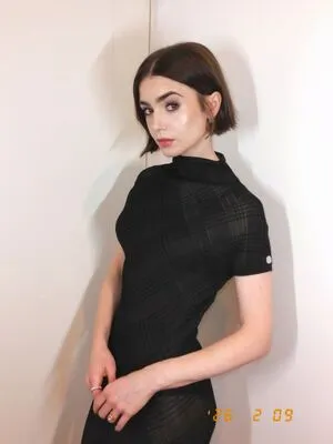 Lily Collins OnlyFans Leaked Free Thumbnail Picture - #ZtnwF3M0mw