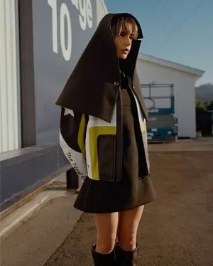 Lily Collins OnlyFans Leaked Free Thumbnail Picture - #ajVDxMYv04