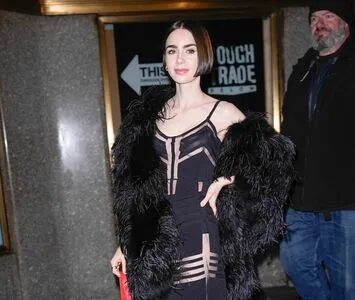 Lily Collins OnlyFans Leaked Free Thumbnail Picture - #asAtA7DAMi